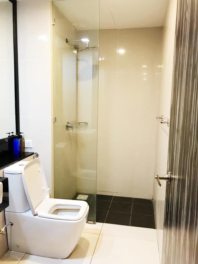 Ps04 @ Kk Privilege Sky Suite Kota Kinabalu Esterno foto